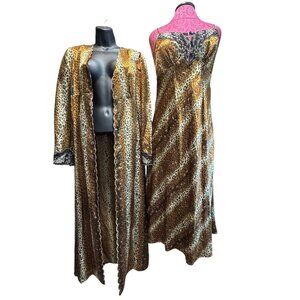 Kim Rogers Leopard Print 2-Piece Set Medium Intimates Robe & Nightgown